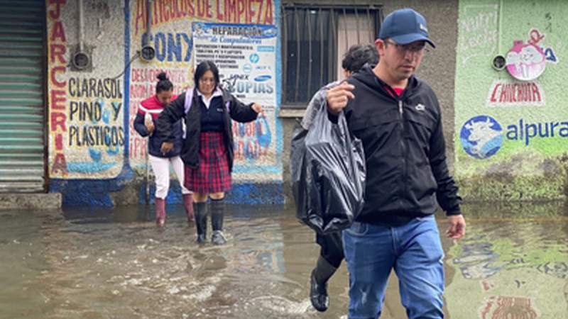 Chalco vuelve a estar entre aguas negras tras intensa lluvia 