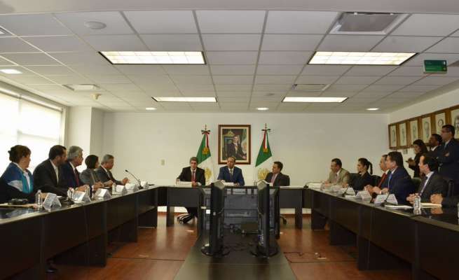 Profeco y STPS firman convenio de colaboración a favor de los trabajadores - Foto 1 