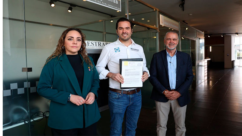Presentan en Querétaro iniciativa para eliminar prerrogativas a los diputados locales que ascienden a 180 mdp 