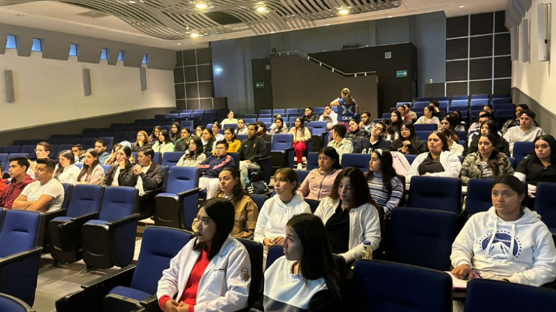 Capacita Sector Salud Michoacán a alumnos de odontología como primeros respondientes 