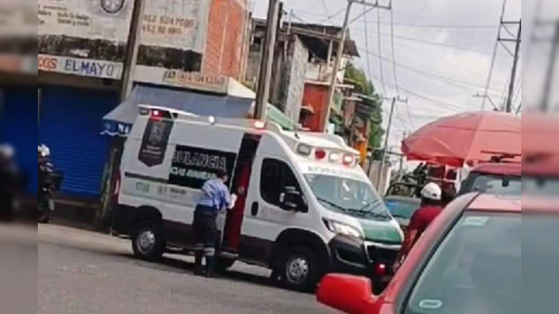 Ultiman a tiros a un hombre al interior de un restaurante en Uruapan, Michoacán  
