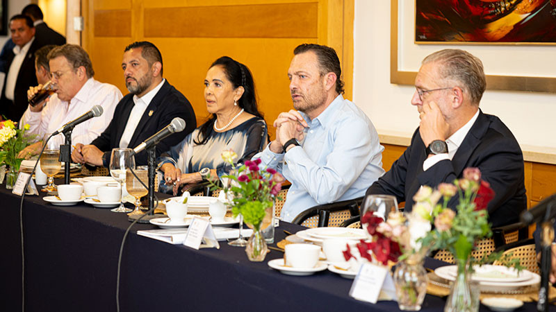 Califica Mauricio Kuri a la industria como pilar fundamental para el bienestar de Querétaro