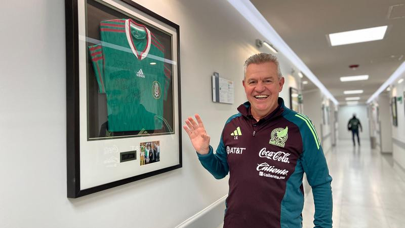 Javier Aguirre aclara supuesto desmayo previo al México vs Estados Unidos 
