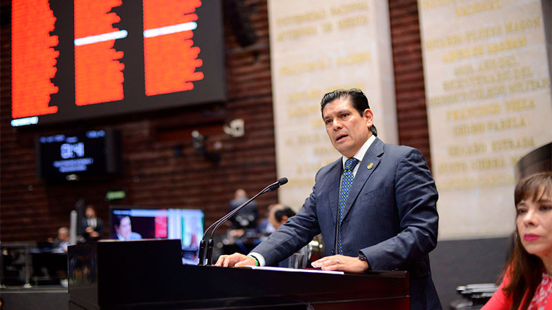 Propone Ernesto Núñez crear base de datos de telefonía celular, en México  