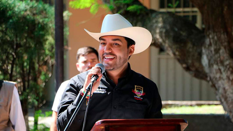 Invitan a unirse a la Caminata Rosa en Los Reyes, Michoacán 