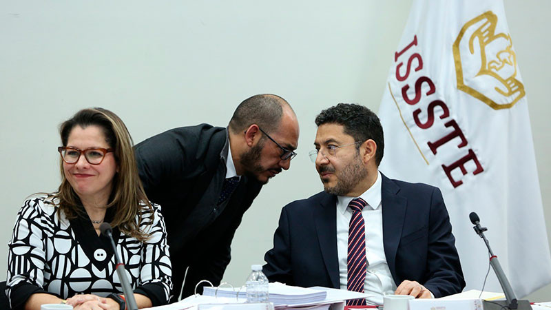 Avanza Martí Batres en estrategia de trabajo para mejorar al Issste 