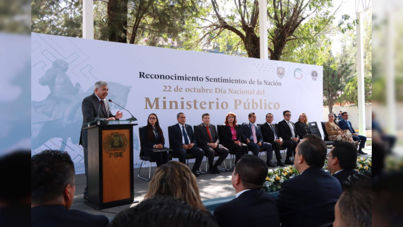 Labor de Ministerios Públicos de Michoacán es “titánica y heroica”: Juan Antonio Magaña de la Mora