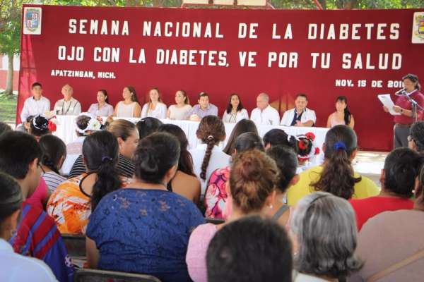 Promueven platillos sanos durante la Semana Nacional de la Diabetes en Apatzingán 