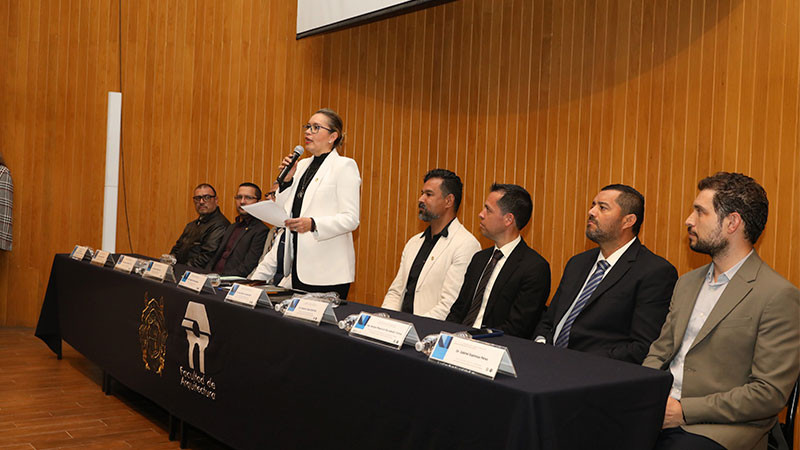Requerimos una Universidad más fuerte y más innovadora: Yarabí Ávila