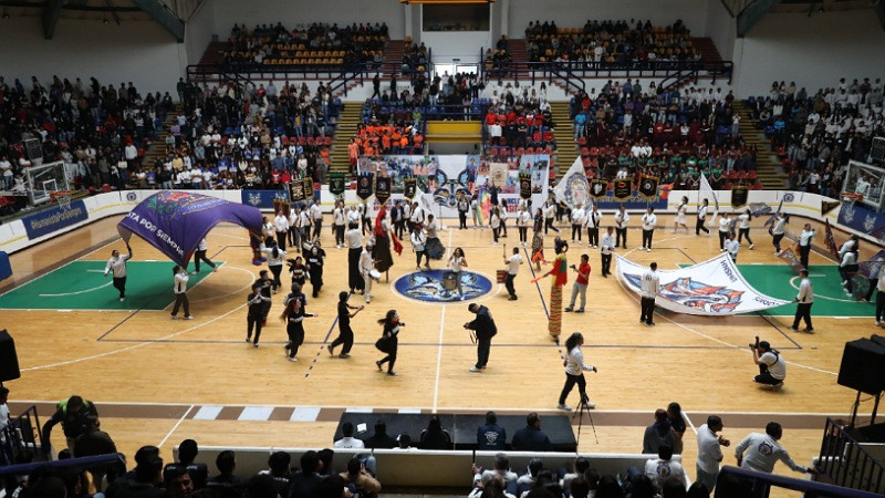 Yarabí Ávila pone en marcha la fiesta deportiva en la UMSNH con más 6 mil jóvenes 