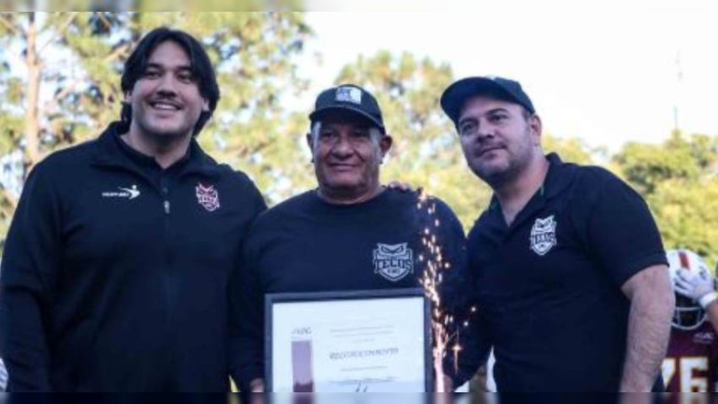 Tecos, campeón invicto de futbol americano juvenil