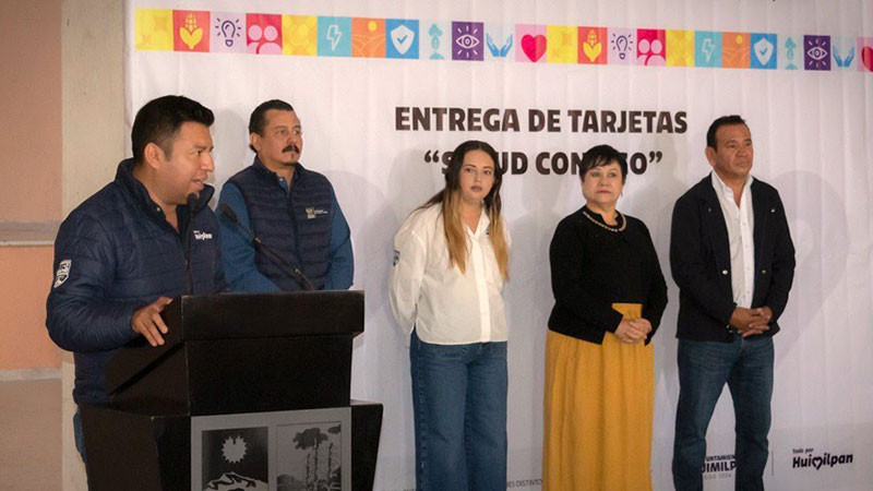 Entrega SESA tarjetas Salud Contigo en Huimilpan, Querétaro 