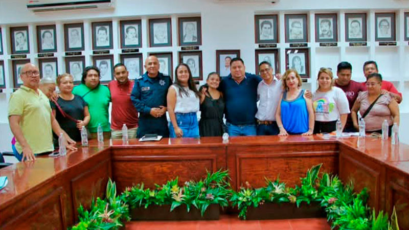 Sí habrá Expo Navideña en Lázaro Cárdenas, Michoacán: el edil Manuel Esquivel generó acuerdos con comerciantes  