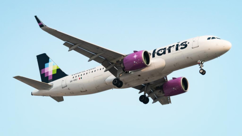 Pasajero intenta secuestrar avión de Volaris en pleno vuelo y desviarlo a EEUU: Es detenido 