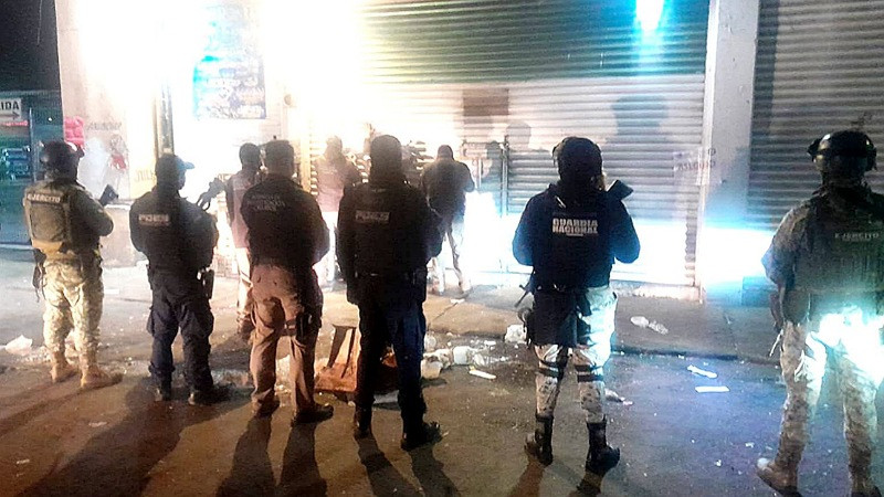 Cateos en Mercado de Abastos de Querétaro, deja tres personas detenidas  