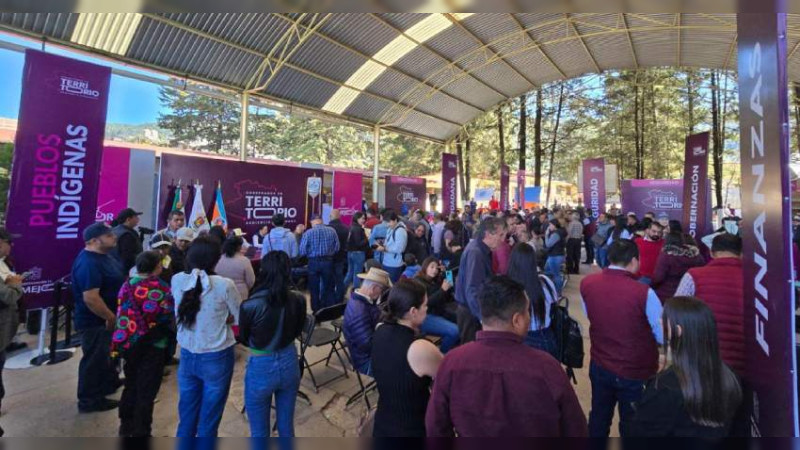 Sí Financia acerca opciones de financiamiento a comunidad otomí