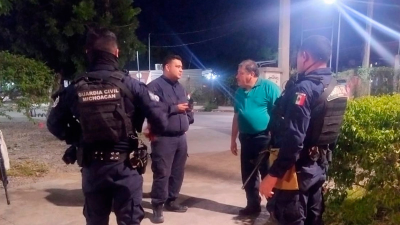 En Apatzingán, Michoacán, privan de la libertad a chofer y luego lo liberan 
