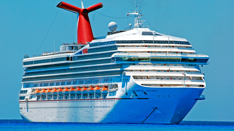 Posponen impuesto a cruceros en México 