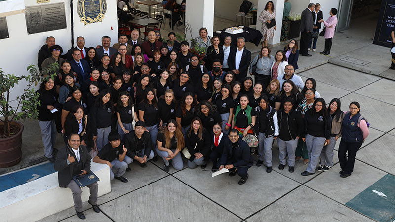 Un éxito la apertura de la Licenciatura en Trabajo Social; Rectora asiste a la conmemoración del primer aniversario