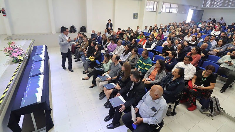 Fortalece UT San Juan capacitación docente en Querétaro 
