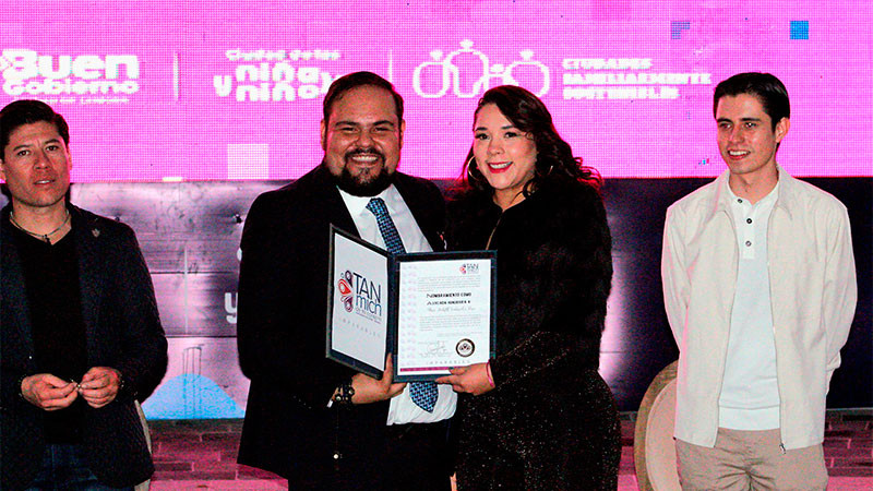 Reconoce Xóchitl Ruiz trabajo e impulso a favor de las y los jóvenes por TanMich de mi Corazón 