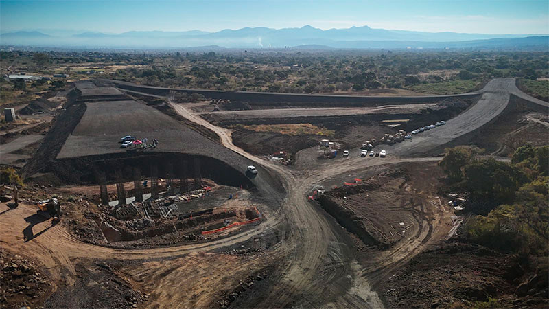 Bedolla supervisa trabajos de segundo anillo periférico de Morelia 