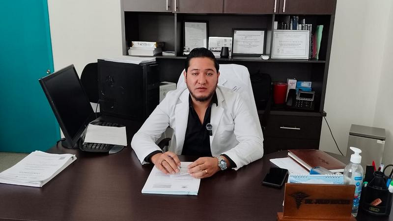 Exhortan en el Centro de Salud de Uruapan a vacunarse contra la influenza y Covid-19  