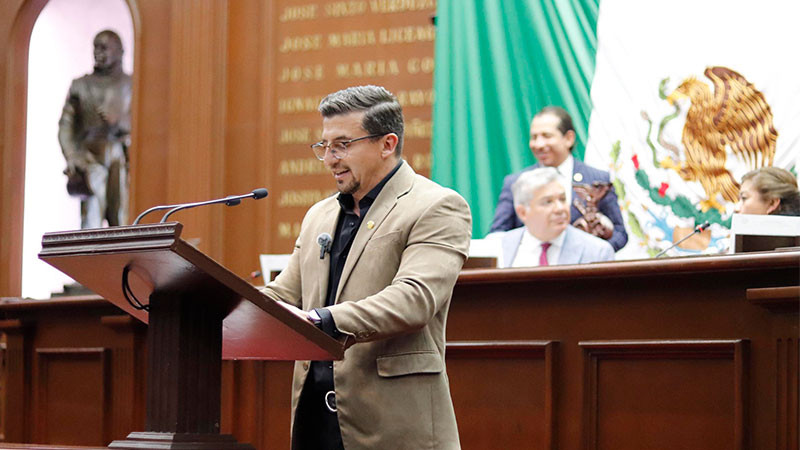 Congreso aprobó 40 millones de pesos extras para el rescate del Lago de Pátzcuaro, propuesto por el diputado Antonio Mendoza 