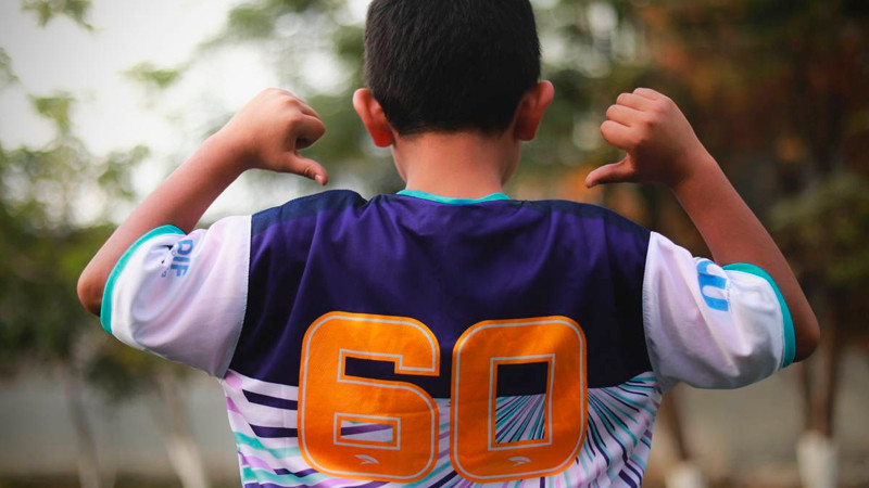Gobierno de Morelia entrega uniformes a niñas y niños de 'Estrellas del Mañana'  