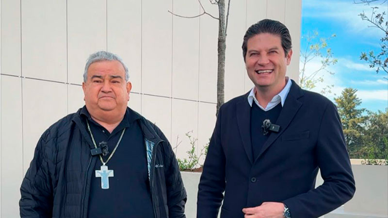 Monseñor Suárez Inda y Alfonso Martínez invitan a Magno Posada 