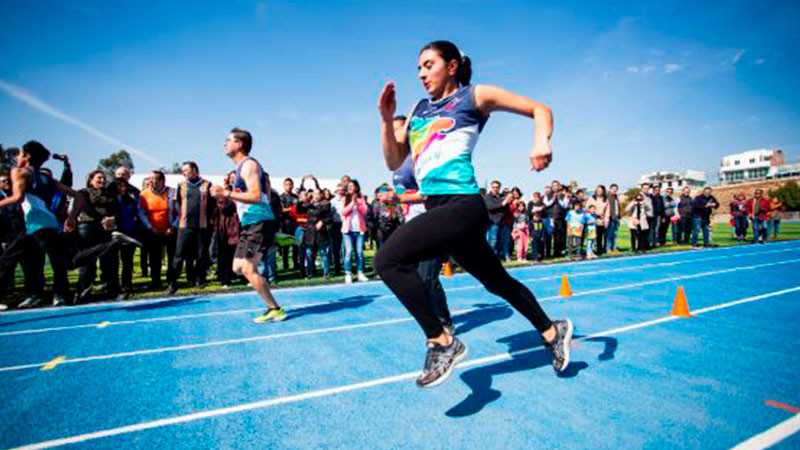 Fortalece Gobernador infraestructura deportiva en San Juan del Río, Querétaro 