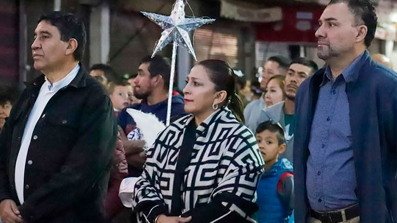 Alma Mireya González da inicio a las posadas en Quiroga 
