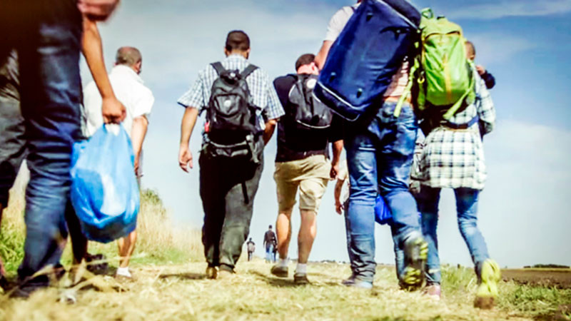 EU deportó a 271 mil inmigrantes en 2024; la mayor cifra en una década 