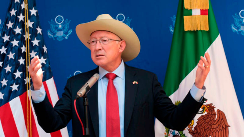 Ken Salazar reconoce trabajo de Sheinbaum y García Harfuch en temas de seguridad 