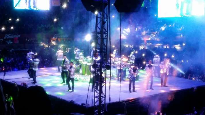 Banda MS compartió una hermosa experiencia en la Monumental de Morelia - Foto 0 