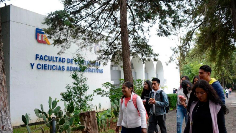 Por primera vez, Licenciatura en Mercadotecnia de la UMSNH obtiene su acreditación de calidad 