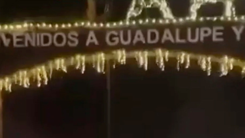 Localizan dos cuerpos colgados en entrada a Guadalupe y Calvo; habrían dejado mensaje a grupo criminal 