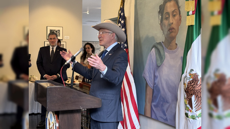 Aviva Ken Salazar disputa entre México y EEUU por fabricación de fentanilo, en su última conferencia como embajador 