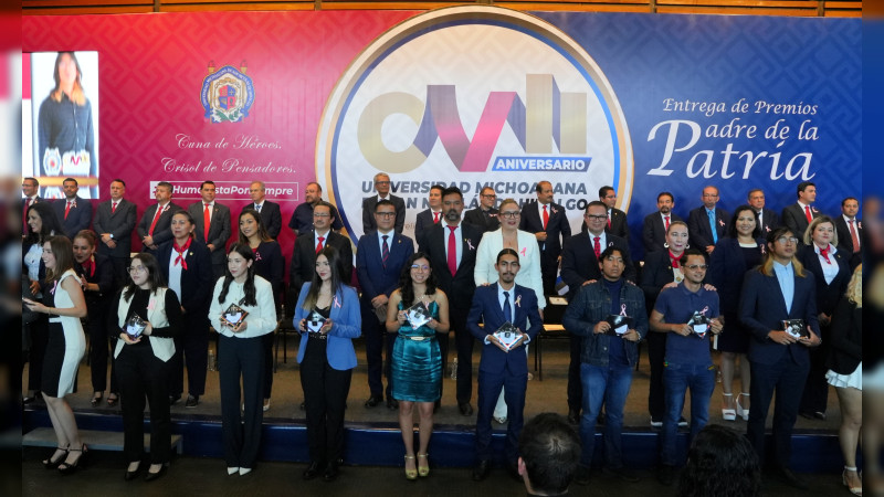 UMSNH escala seis peldaños dentro de las mejores universidades del México, anuncia la rectora Yarabí Ávila 