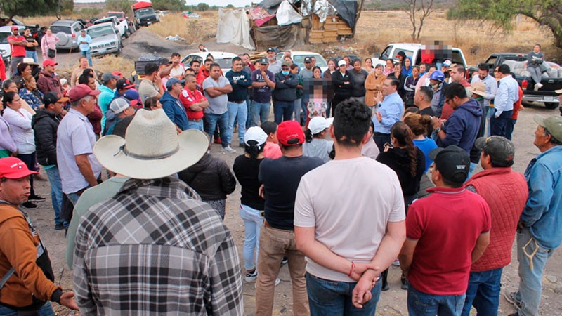 Diputado Ulises Gómez tiene acercamiento con ciudadanía queretana 