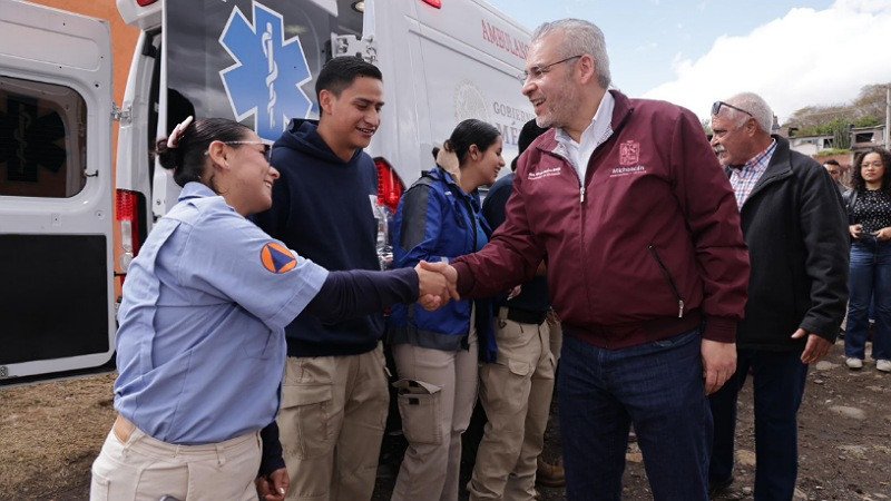 Entrega Bedolla ambulancia a Huandacareo; se beneficiarán 12 mil habitantes