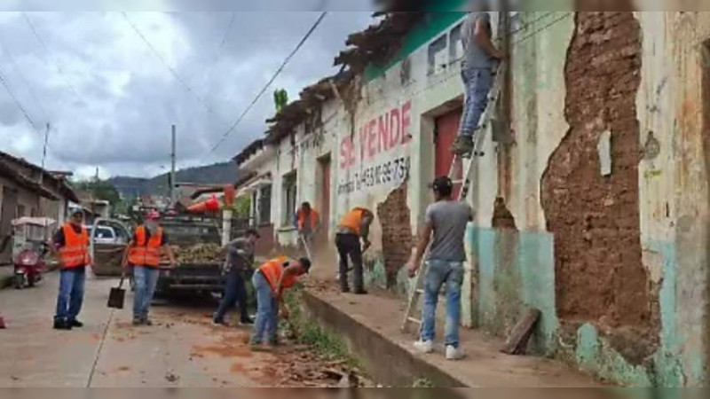 Luego de sismo, suspendieron clases en Coalcomán, Michoacán