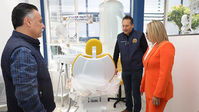 Instaladas las nuevas unidades dentales de la Facultad de Odontología, atención gratuita