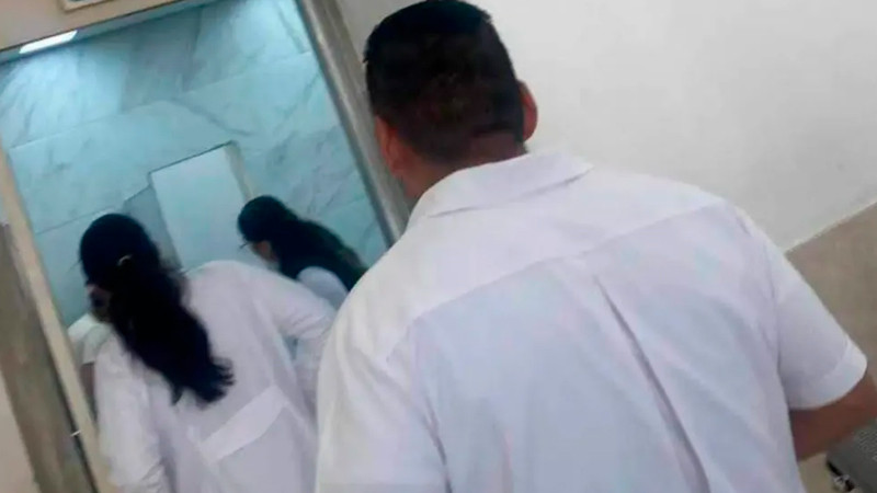 Joven da a luz en baño de IMSS en Aguascalientes; no recibió servicio por tener el carnet vencido 