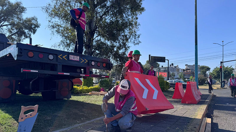 Transportistas obstaculizan la socialización del proyecto del teleférico en la colonia Bocanegra, en Morelia 