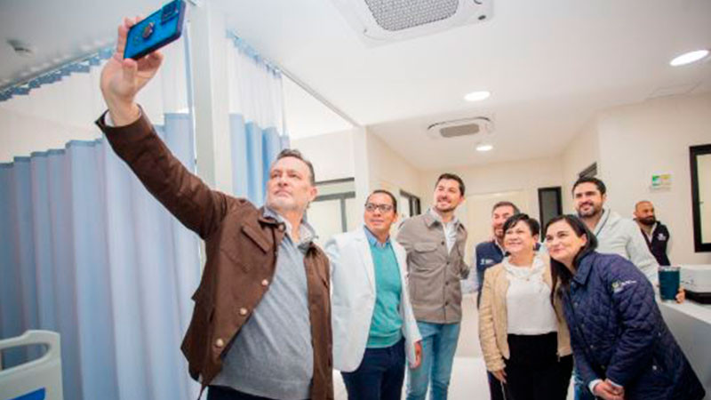 Encabeza Mauricio Kuri entrega de Centro de Salud de Servicios Ampliados en Tequisquiapan 