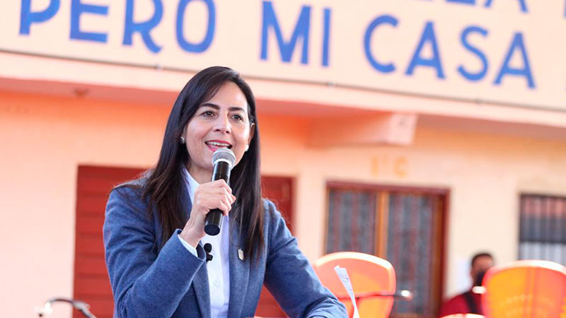 Clases con normalidad en Apatzingán: Gaby Molina 