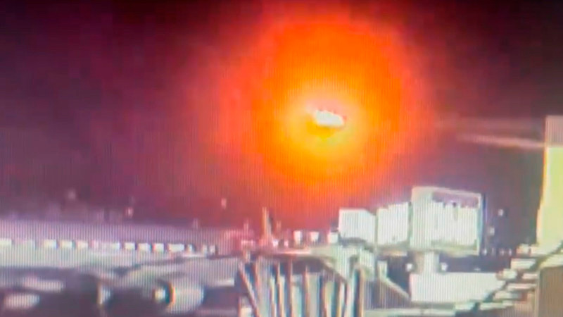 Continúa búsqueda de 14 desaparecidos en accidente aéreo en Washington D. C. 