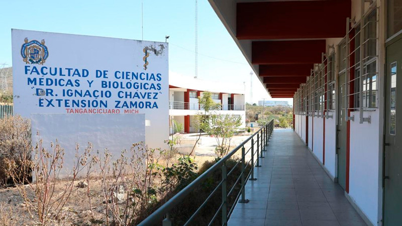 UMSNH continúa con la dignificación de espacios universitarios en municipios michoacano 
