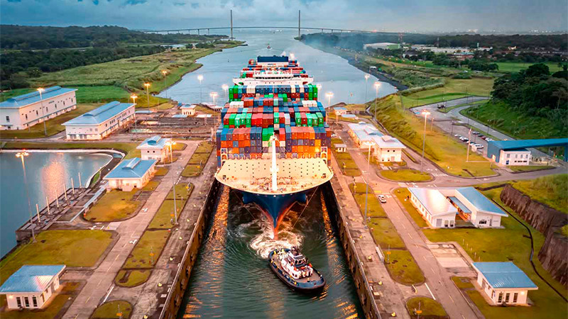 Panamá niega haber aceptado pase gratis de buques de EEUU por el Canal 
